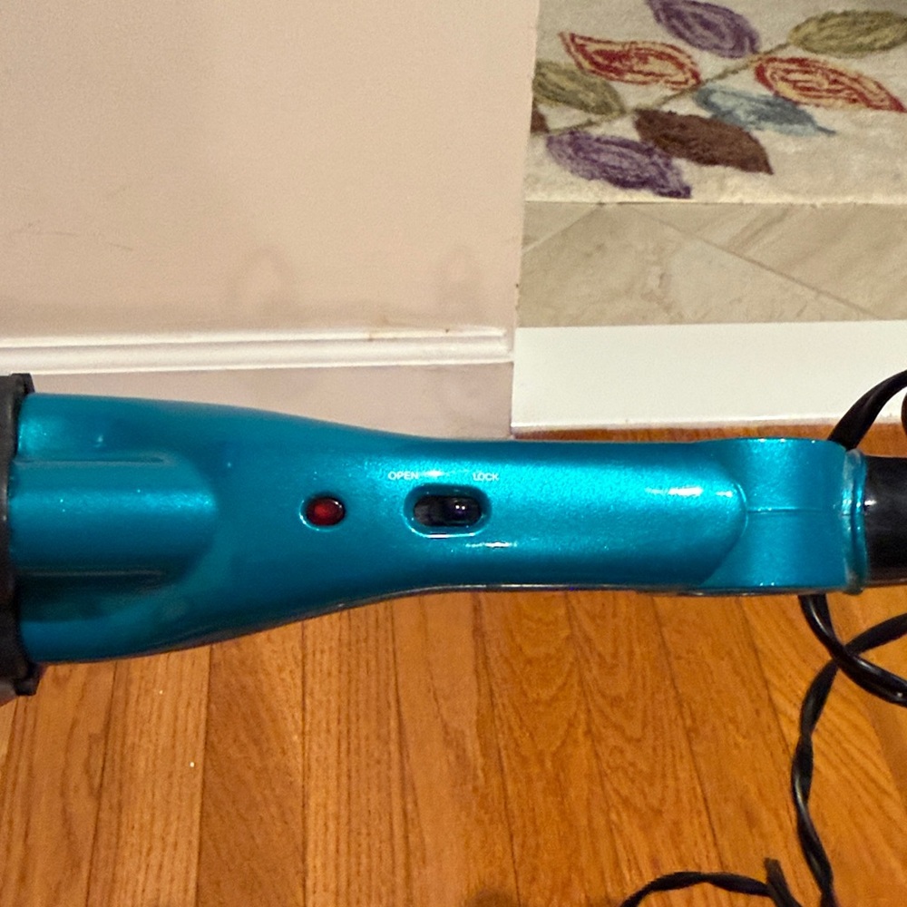 TIGI BedHead Teal and Silver Styling Tool - Picture 5 of 11